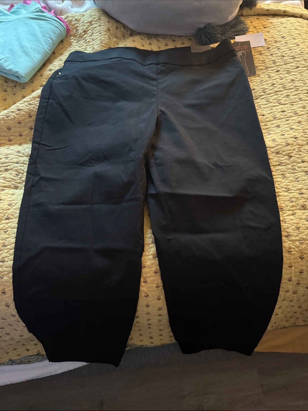 Briggs New York Black Stretch Casual Pants- pull on comfort waistband